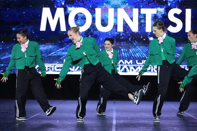 Mount Si Dance performing at Nationals